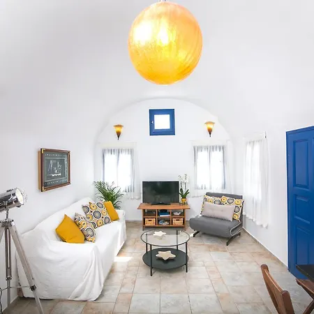 Evilio Oia (Santorini)