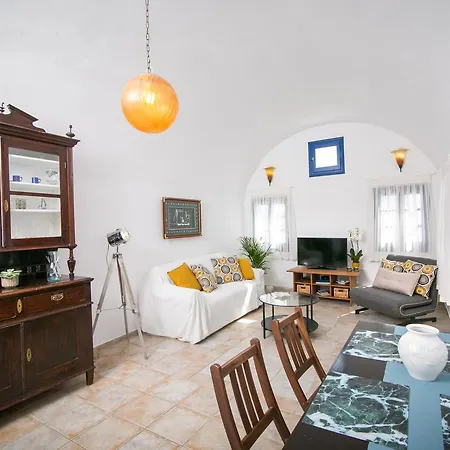 Evilio Apartment
