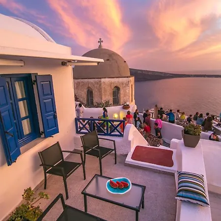 依维里奥公寓酒店 伊亚